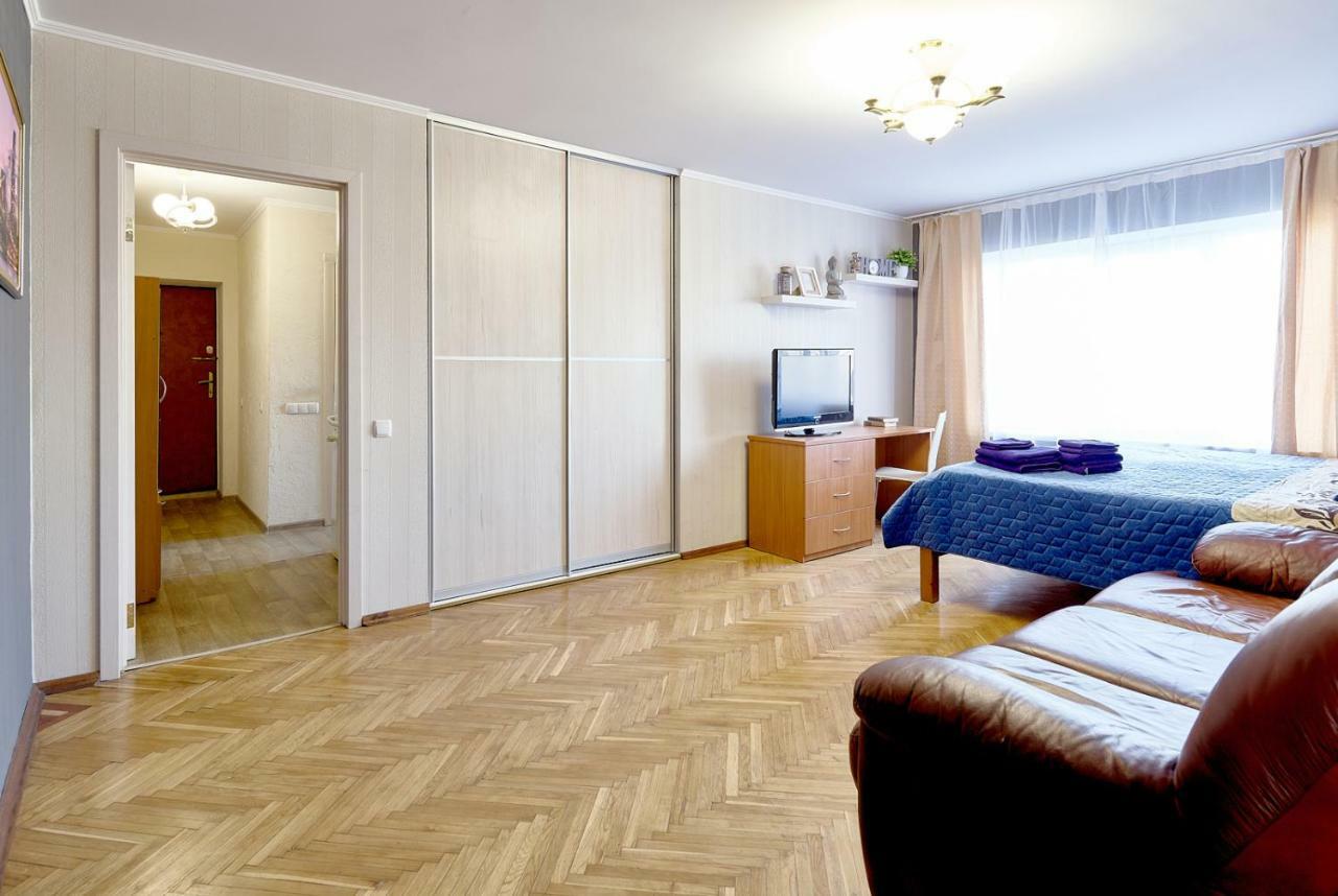 L3-82 Main Street- Modern New Three 3 Separate 3Bedrooms 100 M2 - Central Location, Metro Palace Of Sports - Gulliver Mall, Arena City Kiev Ngoại thất bức ảnh