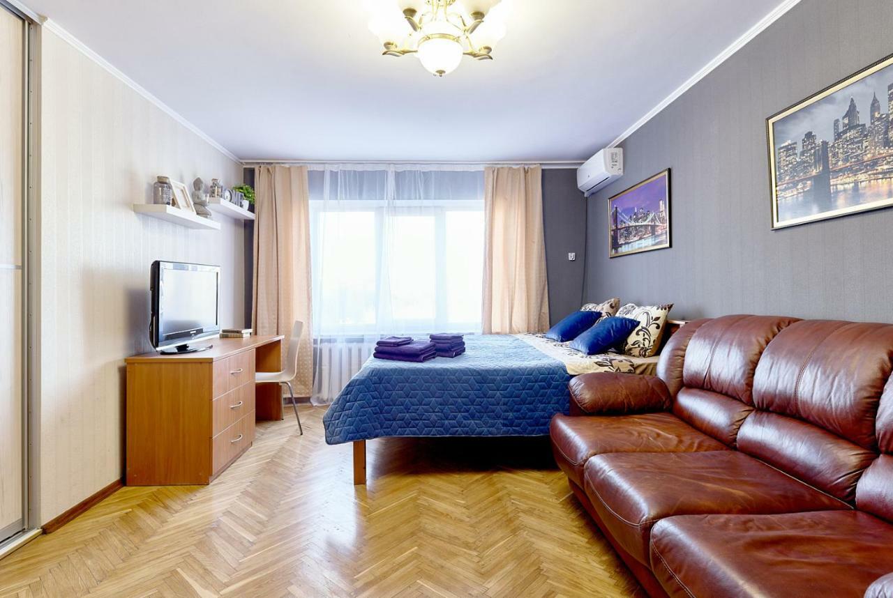 L3-82 Main Street- Modern New Three 3 Separate 3Bedrooms 100 M2 - Central Location, Metro Palace Of Sports - Gulliver Mall, Arena City Kiev Ngoại thất bức ảnh