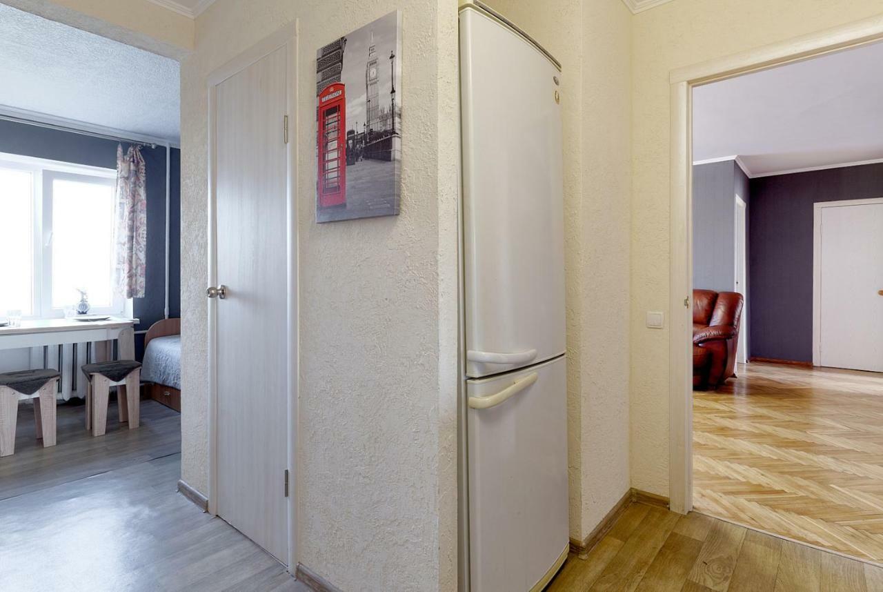 L3-82 Main Street- Modern New Three 3 Separate 3Bedrooms 100 M2 - Central Location, Metro Palace Of Sports - Gulliver Mall, Arena City Kiev Ngoại thất bức ảnh