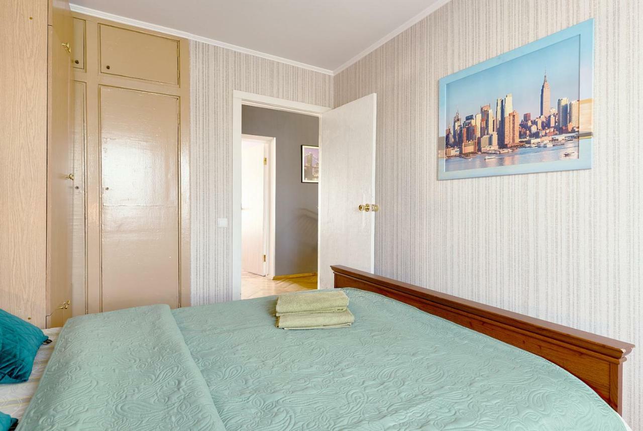 L3-82 Main Street- Modern New Three 3 Separate 3Bedrooms 100 M2 - Central Location, Metro Palace Of Sports - Gulliver Mall, Arena City Kiev Ngoại thất bức ảnh