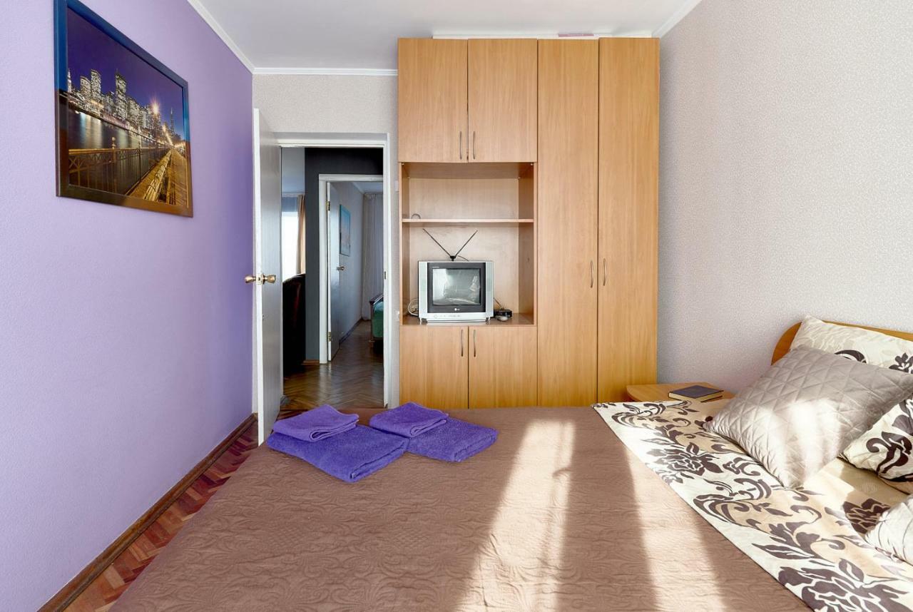 L3-82 Main Street- Modern New Three 3 Separate 3Bedrooms 100 M2 - Central Location, Metro Palace Of Sports - Gulliver Mall, Arena City Kiev Ngoại thất bức ảnh